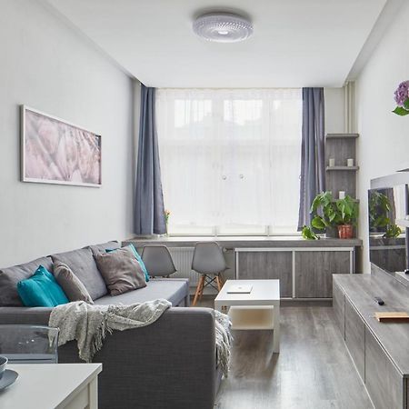 Minimalist Apartment On Wenceslas Square By Prague Days Exterior foto