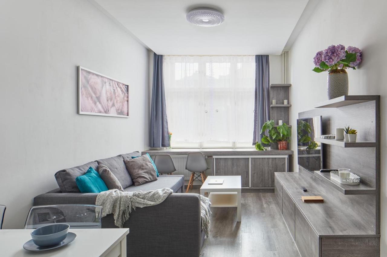 Minimalist Apartment On Wenceslas Square By Prague Days Exterior foto